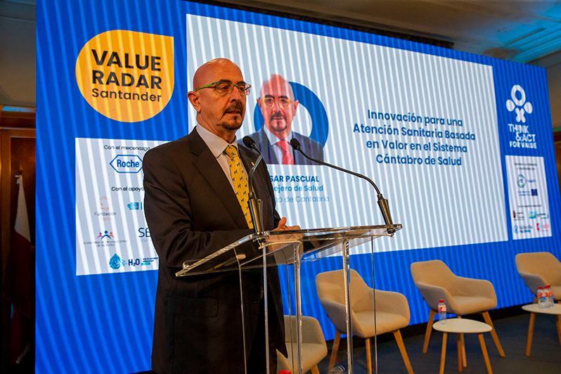 El consejero durante su intervención en la jornada. (Foto: Miguel López).